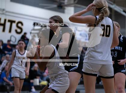 Thumbnail 1 in Villa Park @ Foothill photogallery.