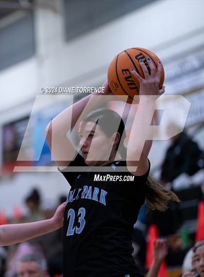 Thumbnail 1 in Villa Park @ Foothill photogallery.