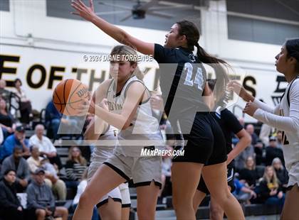 Thumbnail 3 in Villa Park @ Foothill photogallery.