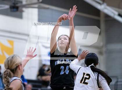 Thumbnail 3 in Villa Park @ Foothill photogallery.