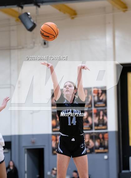 Thumbnail 3 in Villa Park @ Foothill photogallery.