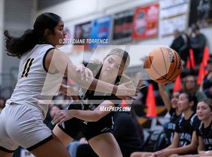 Thumbnail 2 in Villa Park @ Foothill photogallery.