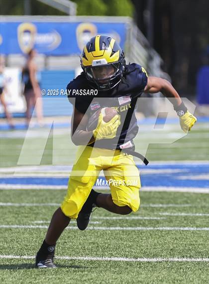 Thumbnail 3 in National Football Foundation All-Star Classic - NYC vs Long Island (2nd half photos) photogallery.