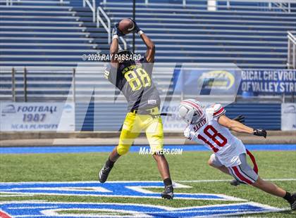 Thumbnail 3 in National Football Foundation All-Star Classic - NYC vs Long Island (2nd half photos) photogallery.