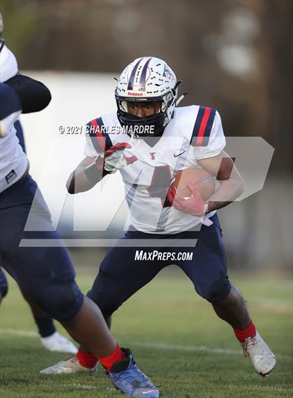 Thumbnail 2 in Terry Sanford @ Cape Fear photogallery.