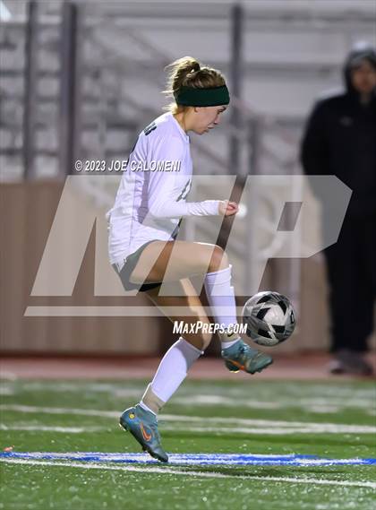 Thumbnail 1 in Lee vs Reagan [Ronald] photogallery.