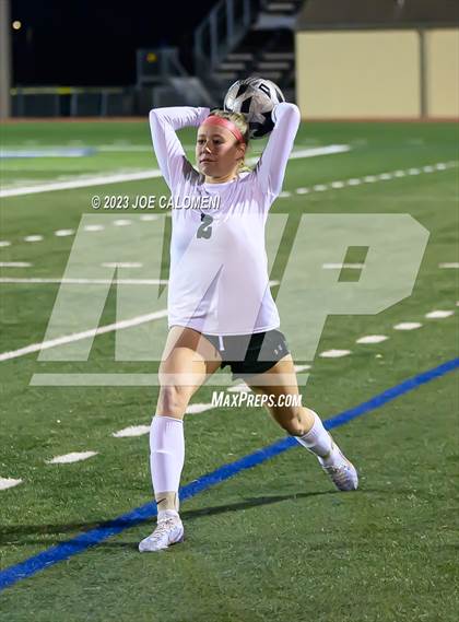 Thumbnail 3 in Lee vs Reagan [Ronald] photogallery.