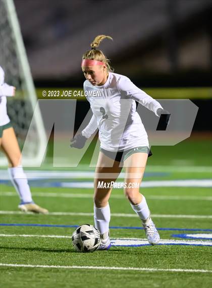 Thumbnail 3 in Lee vs Reagan [Ronald] photogallery.