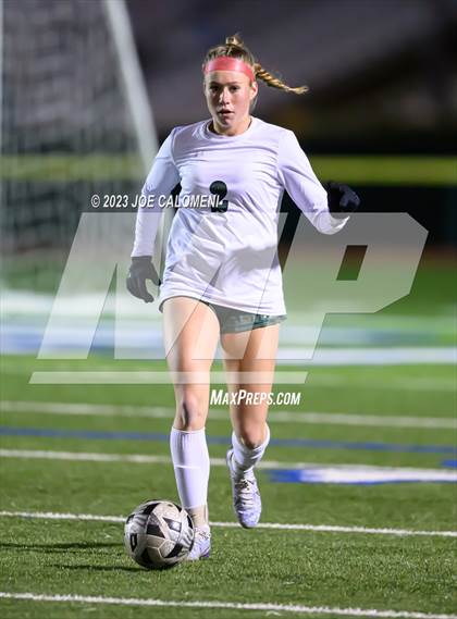 Thumbnail 3 in Lee vs Reagan [Ronald] photogallery.