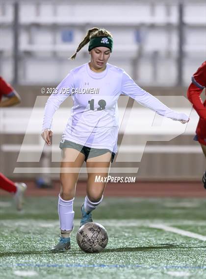 Thumbnail 1 in Lee vs Reagan [Ronald] photogallery.