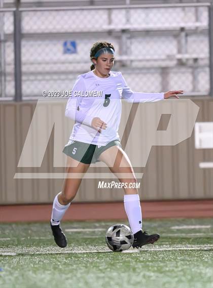 Thumbnail 1 in Lee vs Reagan [Ronald] photogallery.