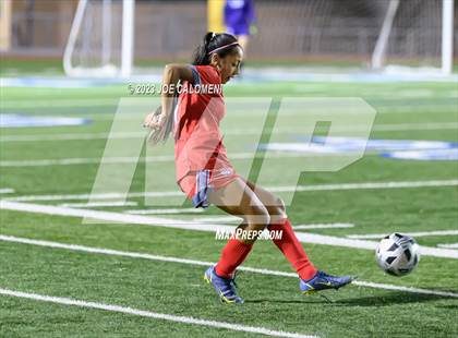 Thumbnail 3 in Lee vs Reagan [Ronald] photogallery.