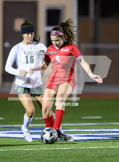 Thumbnail 1 in Lee vs Reagan [Ronald] photogallery.