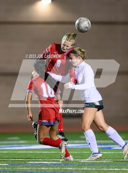 Thumbnail 1 in Lee vs Reagan [Ronald] photogallery.