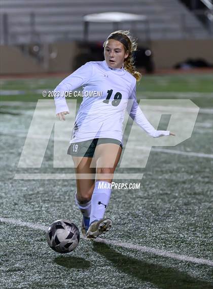 Thumbnail 2 in Lee vs Reagan [Ronald] photogallery.