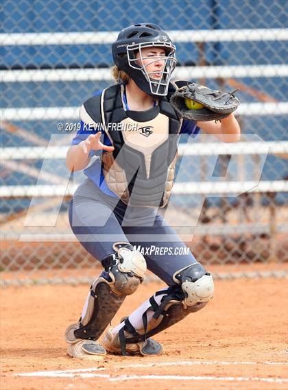 Thumbnail 3 in Arcadia vs. Glendale (Cool Nights Tournament) photogallery.