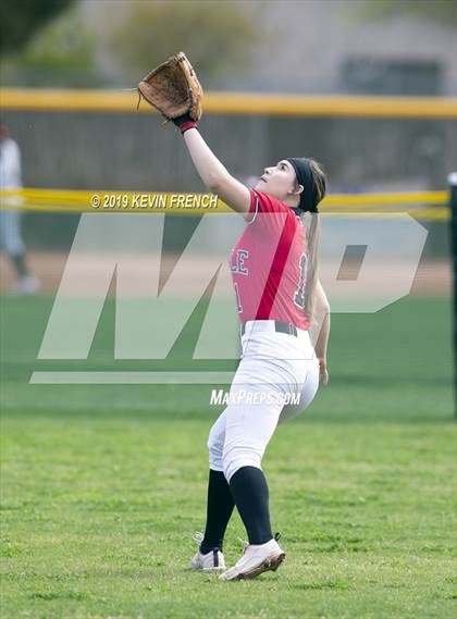 Thumbnail 2 in Arcadia vs. Glendale (Cool Nights Tournament) photogallery.