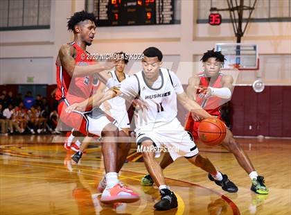 Thumbnail 3 in Coronado vs. Centennial (SoCal-Vegas Showdown) photogallery.