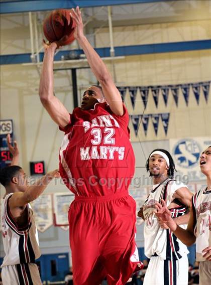 Thumbnail 1 in St. Mary's vs. Salesian (CIF NorCal D4 Final) photogallery.