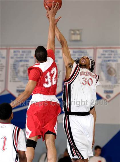 Thumbnail 2 in St. Mary's vs. Salesian (CIF NorCal D4 Final) photogallery.