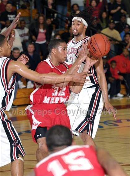 Thumbnail 2 in St. Mary's vs. Salesian (CIF NorCal D4 Final) photogallery.