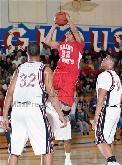 Thumbnail 1 in St. Mary's vs. Salesian (CIF NorCal D4 Final) photogallery.