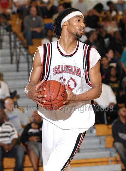 Thumbnail 3 in St. Mary's vs. Salesian (CIF NorCal D4 Final) photogallery.
