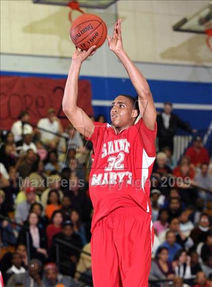 Thumbnail 3 in St. Mary's vs. Salesian (CIF NorCal D4 Final) photogallery.