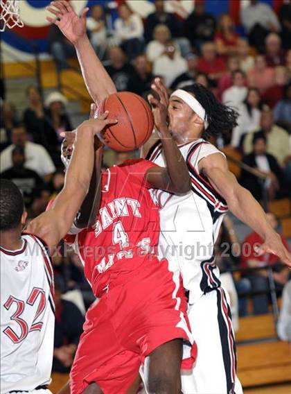 Thumbnail 2 in St. Mary's vs. Salesian (CIF NorCal D4 Final) photogallery.