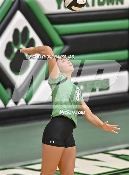 Thumbnail 2 in Carroll @ Yorktown  photogallery.