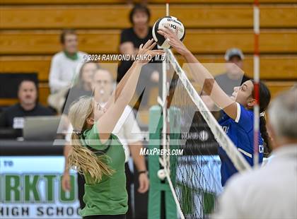 Thumbnail 3 in Carroll @ Yorktown  photogallery.