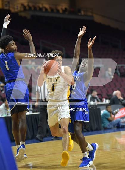 Thumbnail 3 in Bishop O'Dowd vs. Constitution (Tarkanian Classic) photogallery.