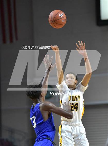 Thumbnail 3 in Bishop O'Dowd vs. Constitution (Tarkanian Classic) photogallery.
