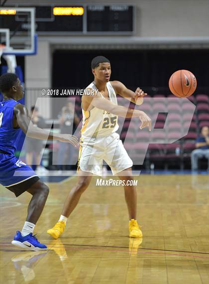 Thumbnail 1 in Bishop O'Dowd vs. Constitution (Tarkanian Classic) photogallery.