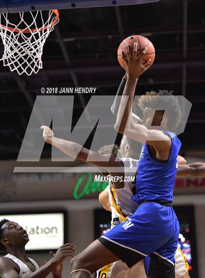 Thumbnail 3 in Bishop O'Dowd vs. Constitution (Tarkanian Classic) photogallery.