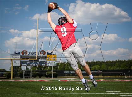 Thumbnail 2 in South Panola (2015 Preseason Top 25 Photo Shoot) photogallery.