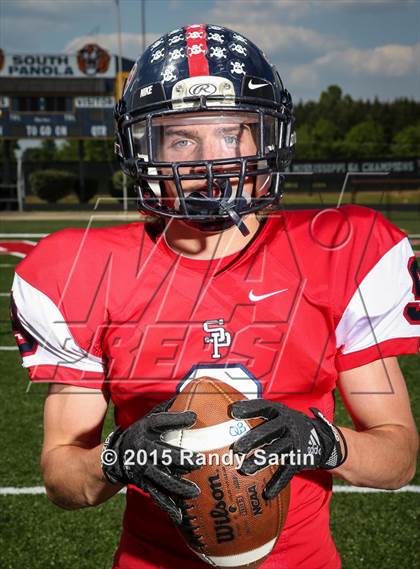 Thumbnail 1 in South Panola (2015 Preseason Top 25 Photo Shoot) photogallery.