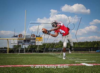Thumbnail 2 in South Panola (2015 Preseason Top 25 Photo Shoot) photogallery.