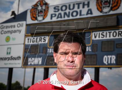 Thumbnail 1 in South Panola (2015 Preseason Top 25 Photo Shoot) photogallery.
