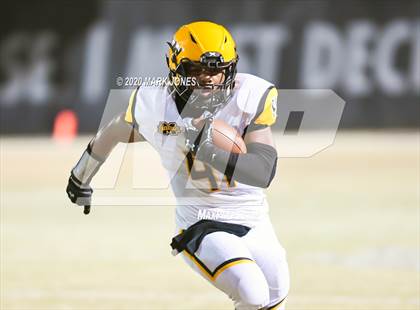 Thumbnail 2 in Marcos de Niza @ Northwest Christian (AIA 4A Play-In) photogallery.