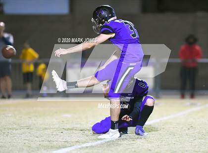 Thumbnail 2 in Marcos de Niza @ Northwest Christian (AIA 4A Play-In) photogallery.