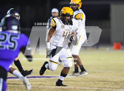 Thumbnail 2 in Marcos de Niza @ Northwest Christian (AIA 4A Play-In) photogallery.