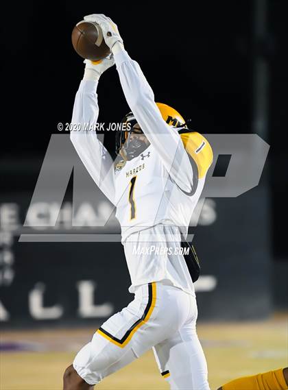 Thumbnail 3 in Marcos de Niza @ Northwest Christian (AIA 4A Play-In) photogallery.