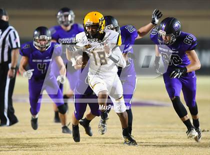 Thumbnail 2 in Marcos de Niza @ Northwest Christian (AIA 4A Play-In) photogallery.