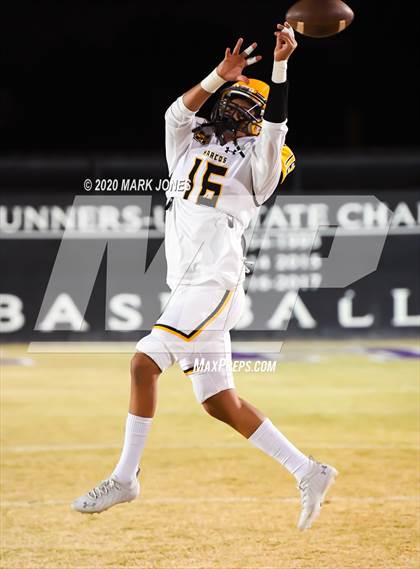 Thumbnail 2 in Marcos de Niza @ Northwest Christian (AIA 4A Play-In) photogallery.