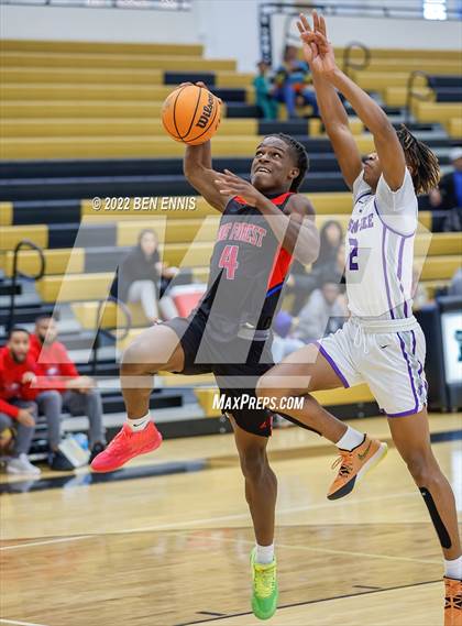Thumbnail 2 in Pine Forest vs Upson-Lee (Chuck Miller Classic) photogallery.
