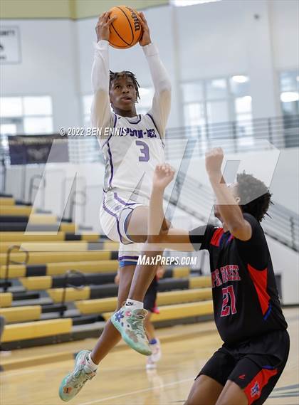 Thumbnail 3 in Pine Forest vs Upson-Lee (Chuck Miller Classic) photogallery.