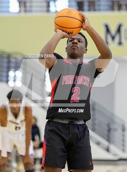 Thumbnail 2 in Pine Forest vs Upson-Lee (Chuck Miller Classic) photogallery.