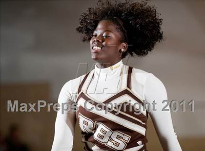 Thumbnail 3 in Roger Bacon vs. Newport Central Catholic photogallery.