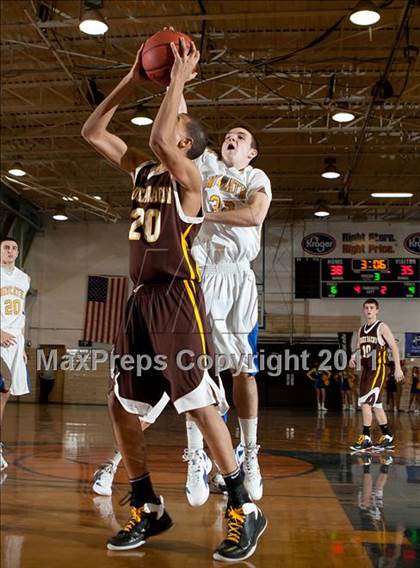 Thumbnail 1 in Roger Bacon vs. Newport Central Catholic photogallery.